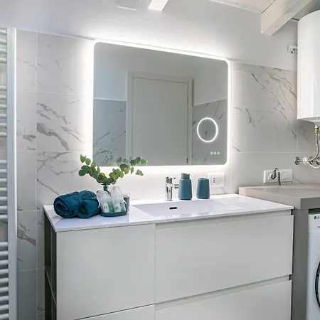 La Trave In Center Apartment Como